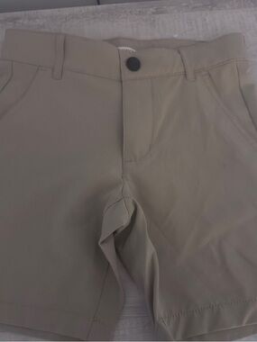 Old Navy Kids Flat-Front Shorts in Khaki